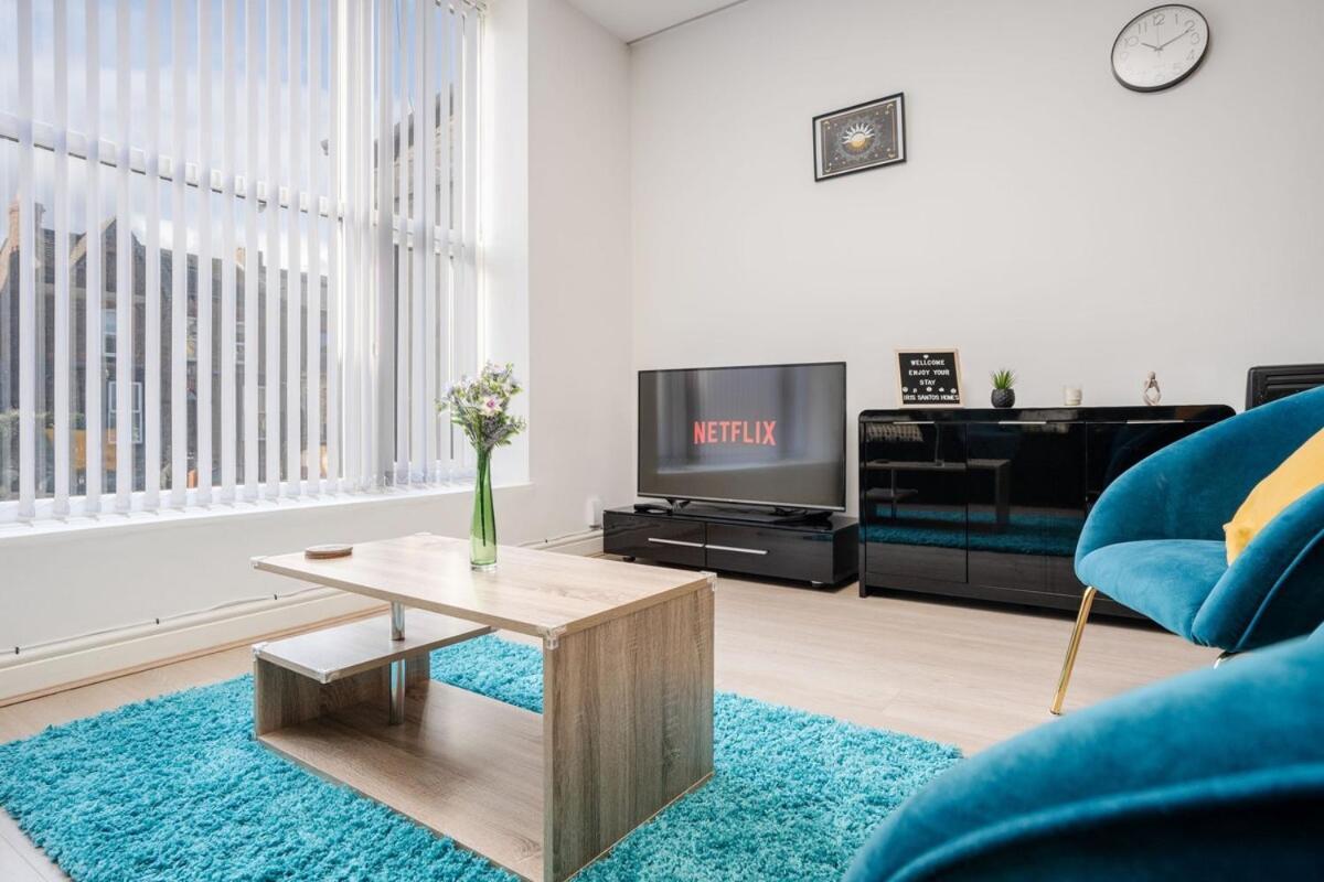 شقة Modern 2-Bed Flat, Sleeps 6 ليفربول المظهر الخارجي الصورة