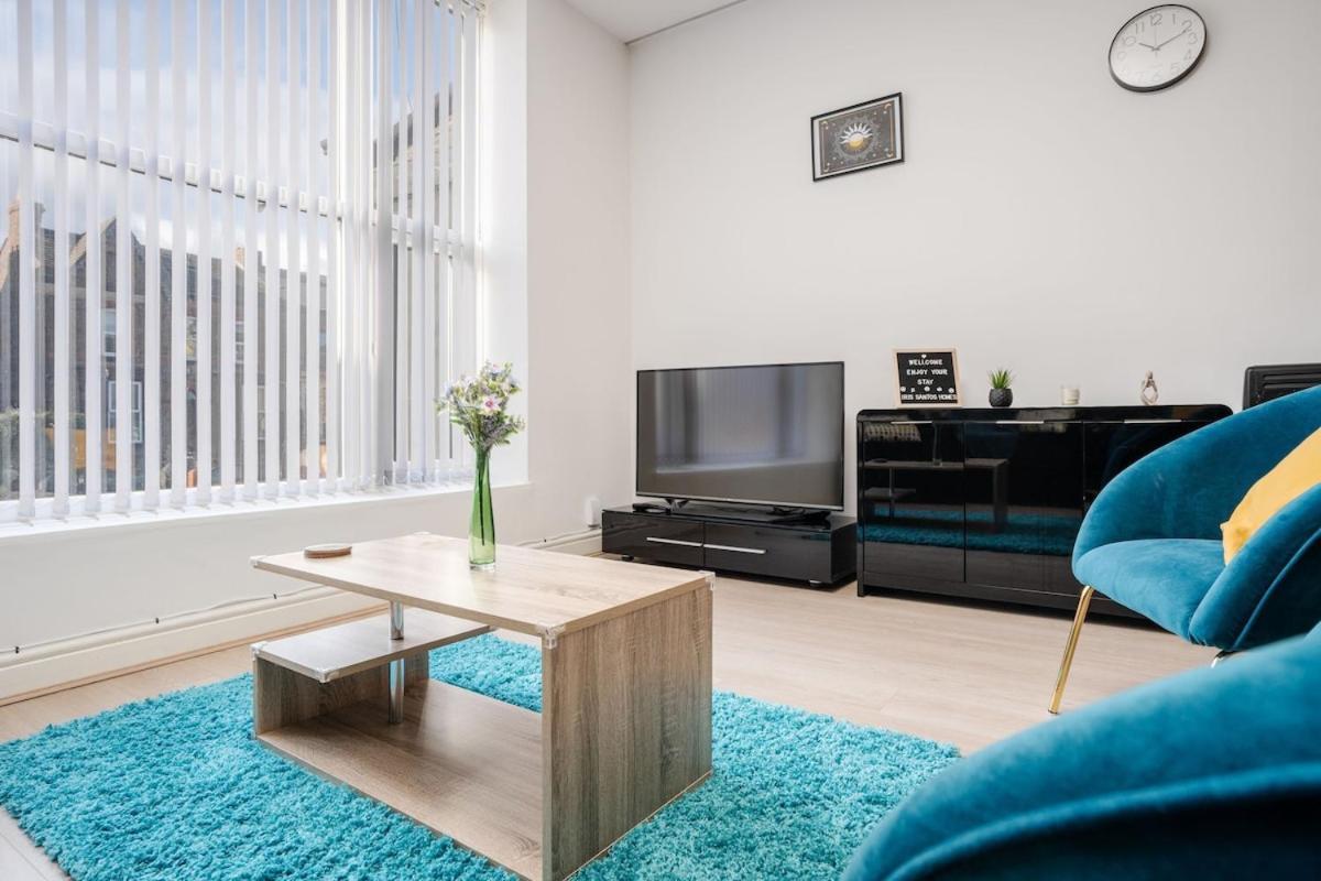 شقة Modern 2-Bed Flat, Sleeps 6 ليفربول المظهر الخارجي الصورة